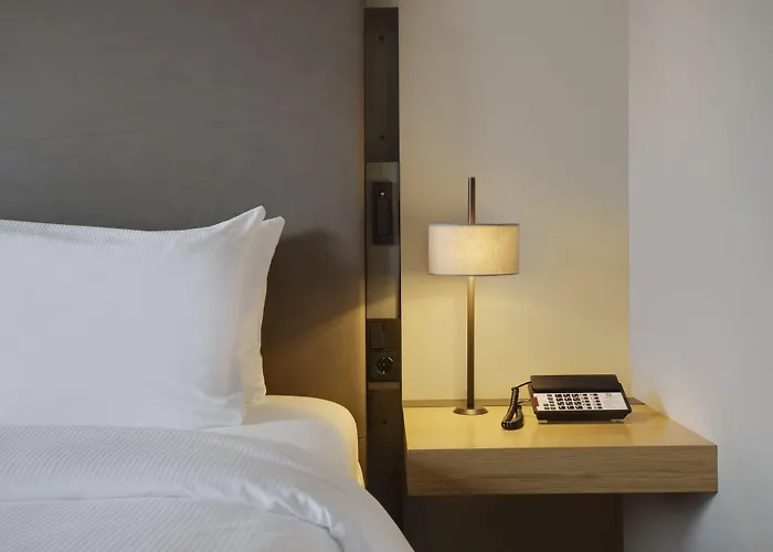 - Nord By Ihg Hotel Hamburg